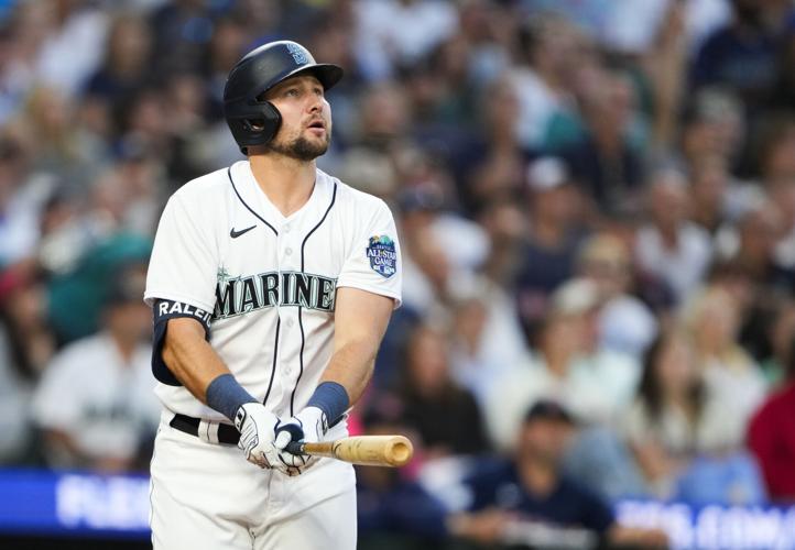 Raleigh homers twice as M's topple Sox, Sports news