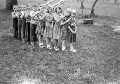 Blast from the Past / 1957: Keuterville classmates all in a line