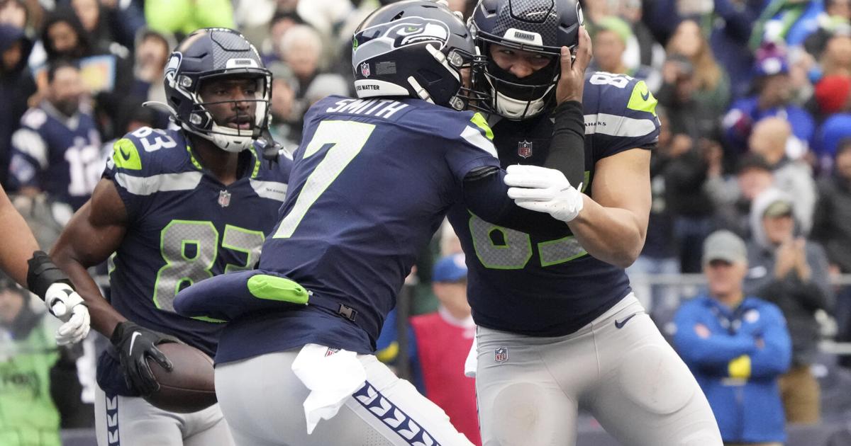 Seahawks unexpectedly reach Week 18 with chance at playoffs - The San Diego  Union-Tribune