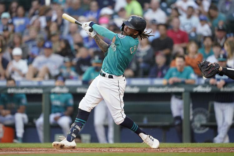 Eugenio Suarez received an A grade for his season with the Mariners