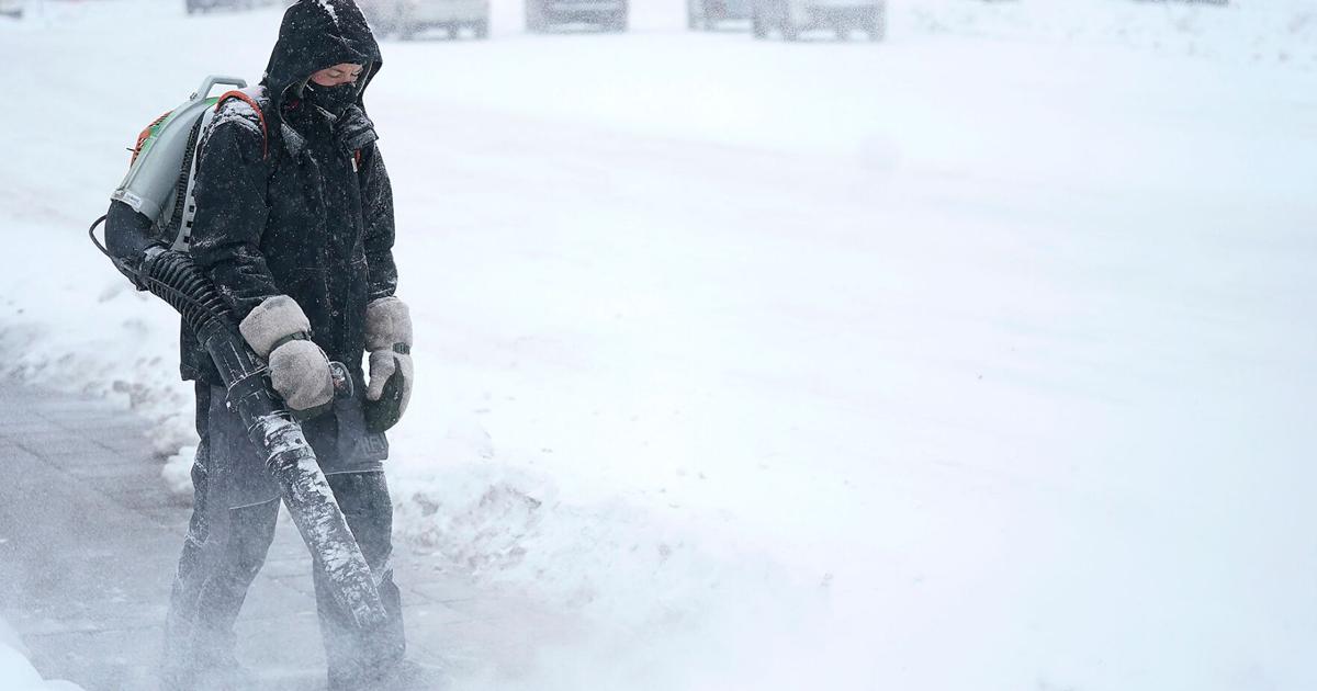 Temperatures plunge as severe winter storm blasts US, snarling travel
