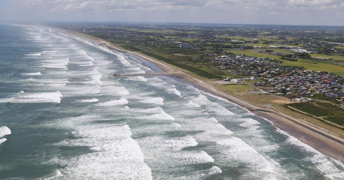 Record-setting earthquake sends tsunami waves toward several US states