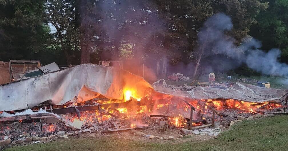 Vacant mobile home destroyed by fire in Dunlap - Vimarsana News