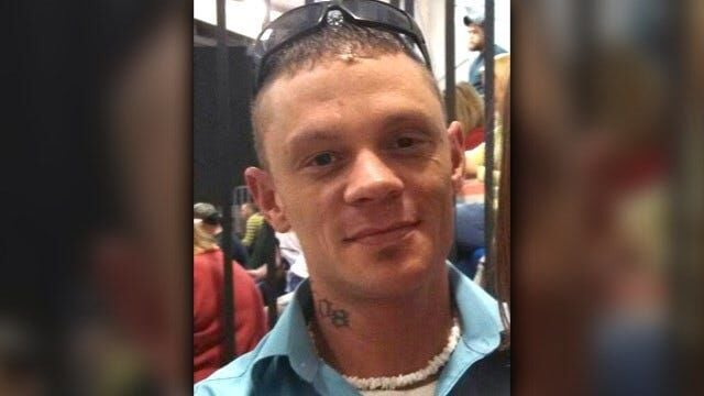 UPDATE: Police name, seek 2 "persons of interest" in deadly bar fight ...