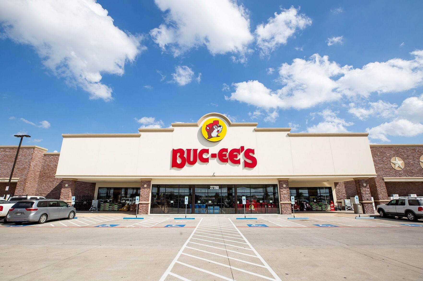 Inside The Cult Of Buc-ee’s: How A Texas Gas Station Became The People ...