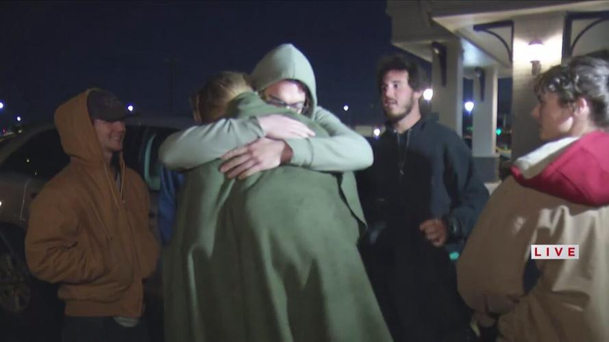 Update Crews Rescue 2 Missing Men In Cave On Lookout Mtn Local News Local3news Com