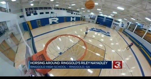 Horsing Around Ringgold S Riley Nayadley Horsing Around Local3news Com