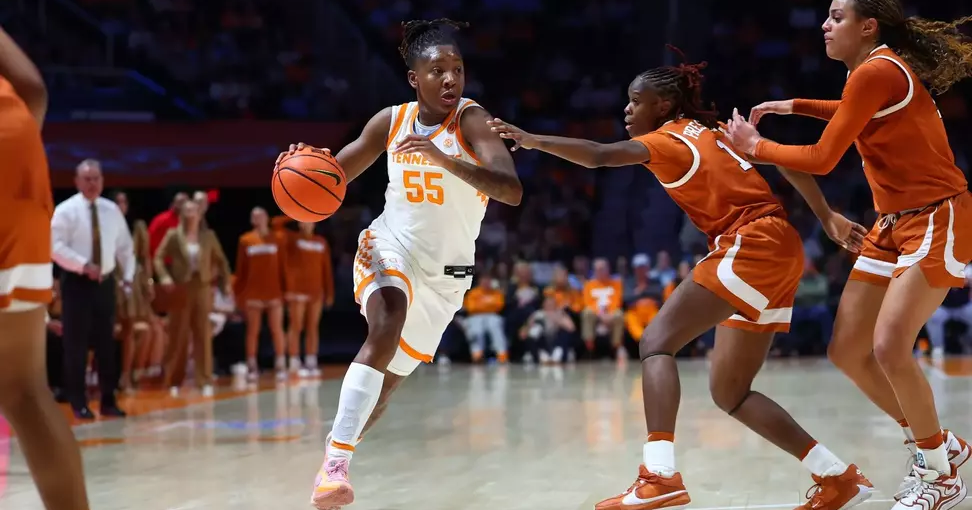 #22 Tennessee Lady Vols go toe-to-toe with #4 Texas Longhorns before falling 65-63
