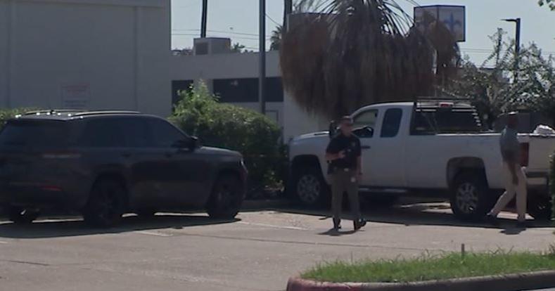 Mexican man's leg broken in three places after ICE vehicle strikes him during Houston chase