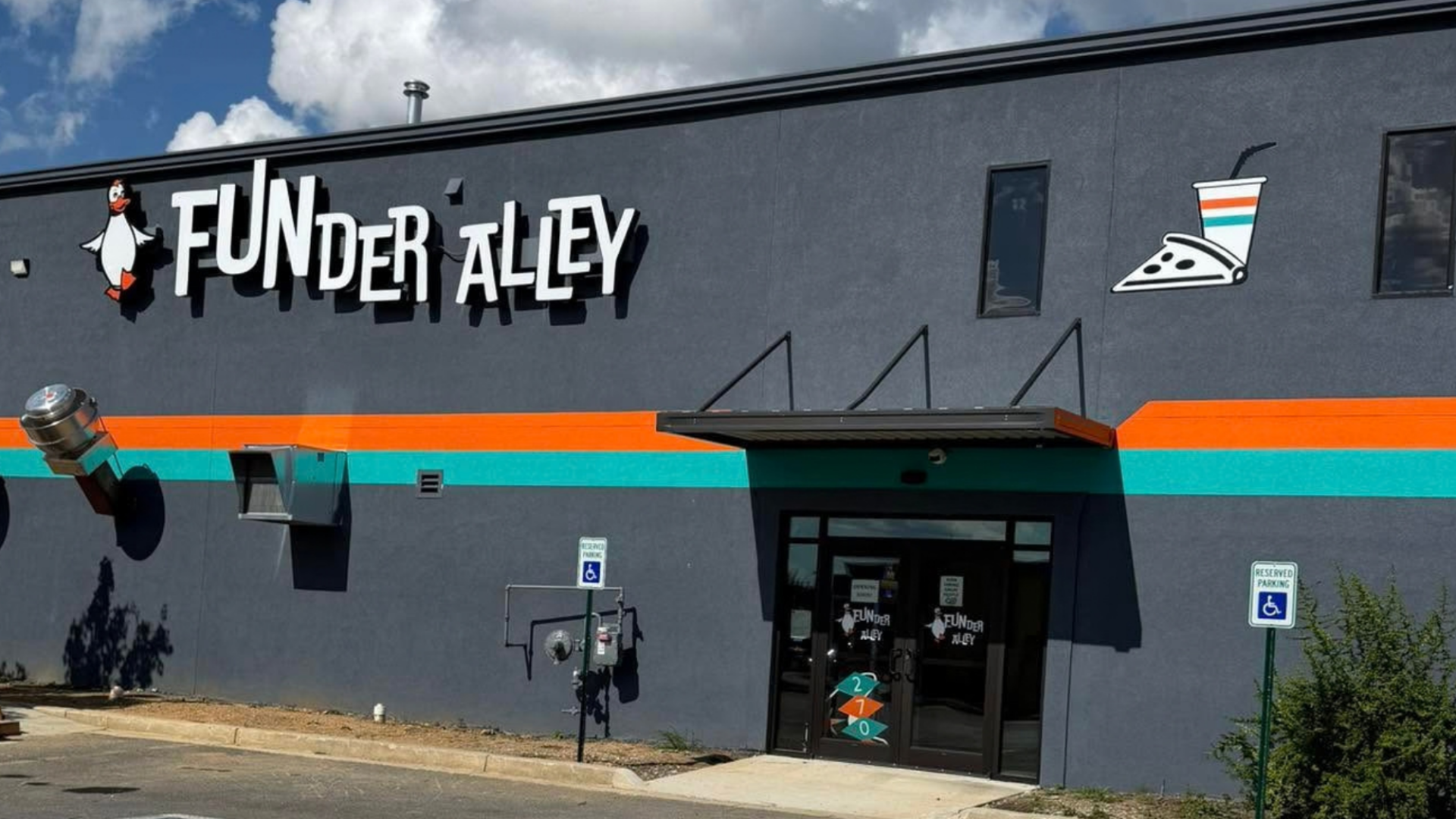 Funder New entertainment spot โFunder Alleyโ opens in Fort Oglethorpe, GA ...