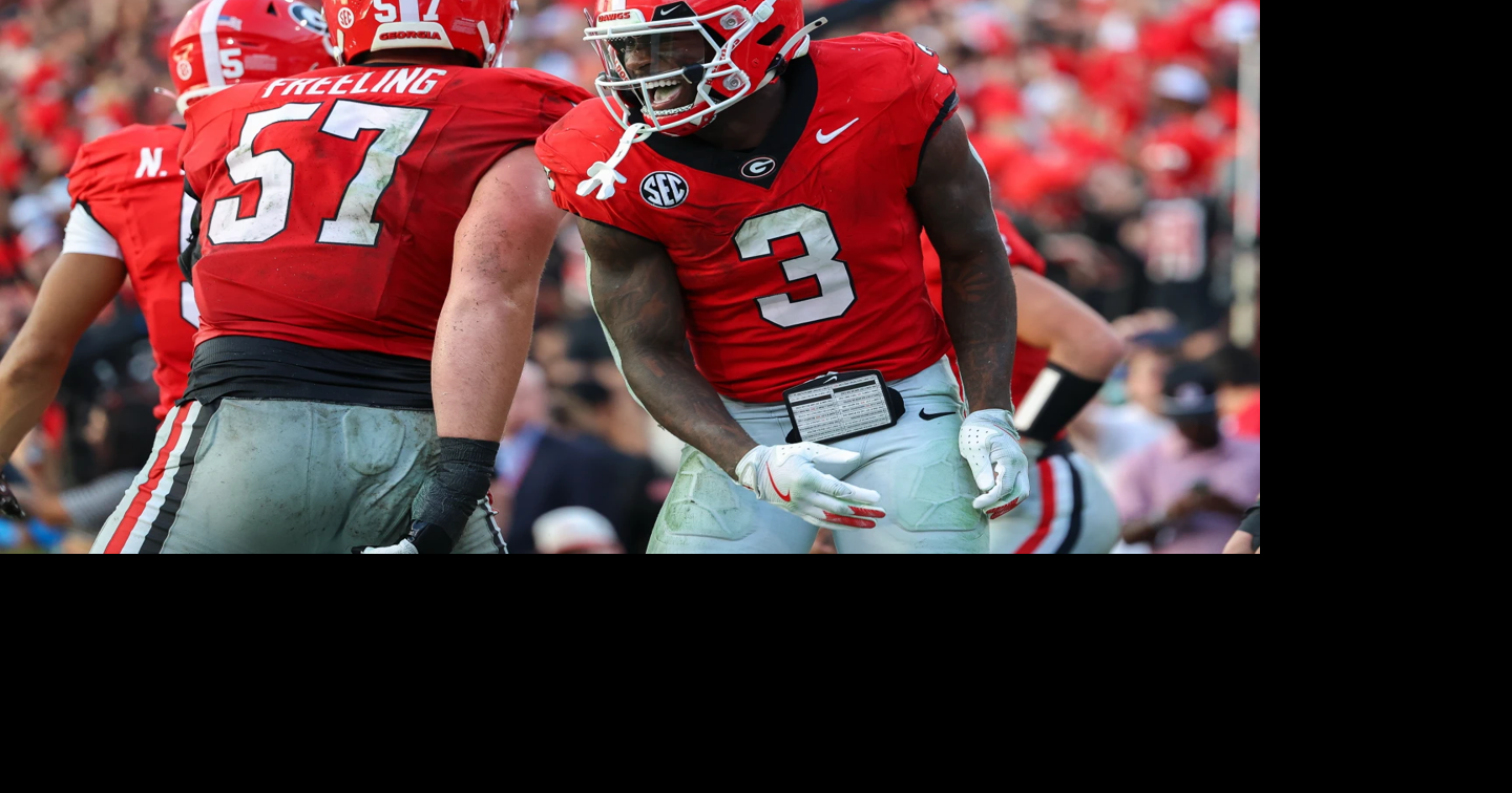 #2 Georgia Bulldogs overwhelm Western Kentucky Hilltoppers in 70-20 win