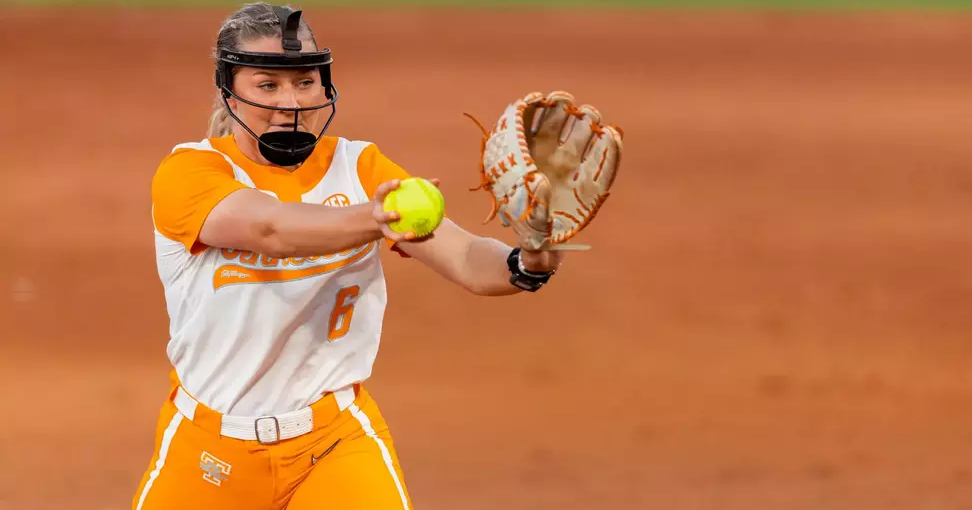 Mardjetko tosses no-hitter, #1 Tennessee Lady Vols stay perfect with 9-0 win over Southern Illinois