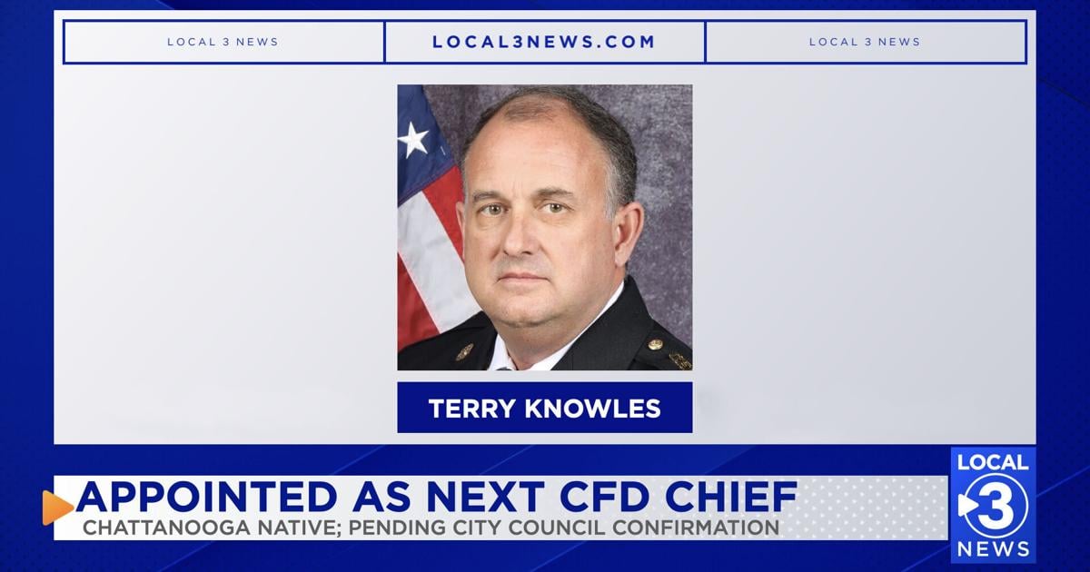 Terry Knowles Sworn In as Chief of Chattanooga Fire Department | Local ...