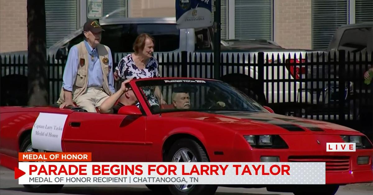 Larry Taylor Racer UPDATE: Chattanooga welcomes home a hero, Medal of Honor recipient Capt ...