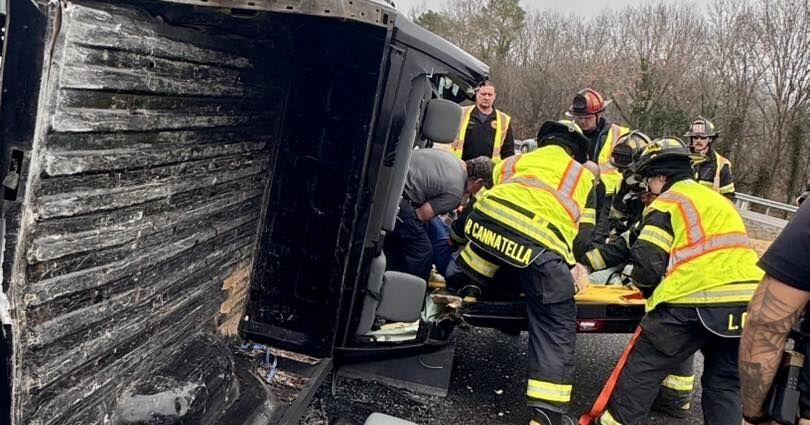 UPDATE: I-75 southbound reopens following multi-vehicle crash in ...