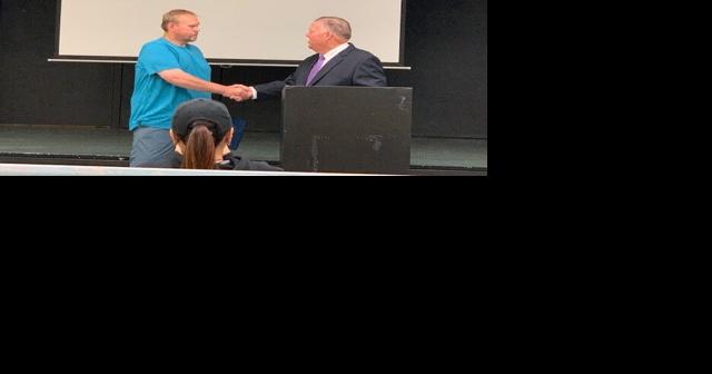 Hixson High School coach honored with Garrick Hall Day - Vimarsana News