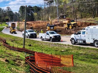 Utility company stops gas leak, Apison Pike remains closed Thursday ...