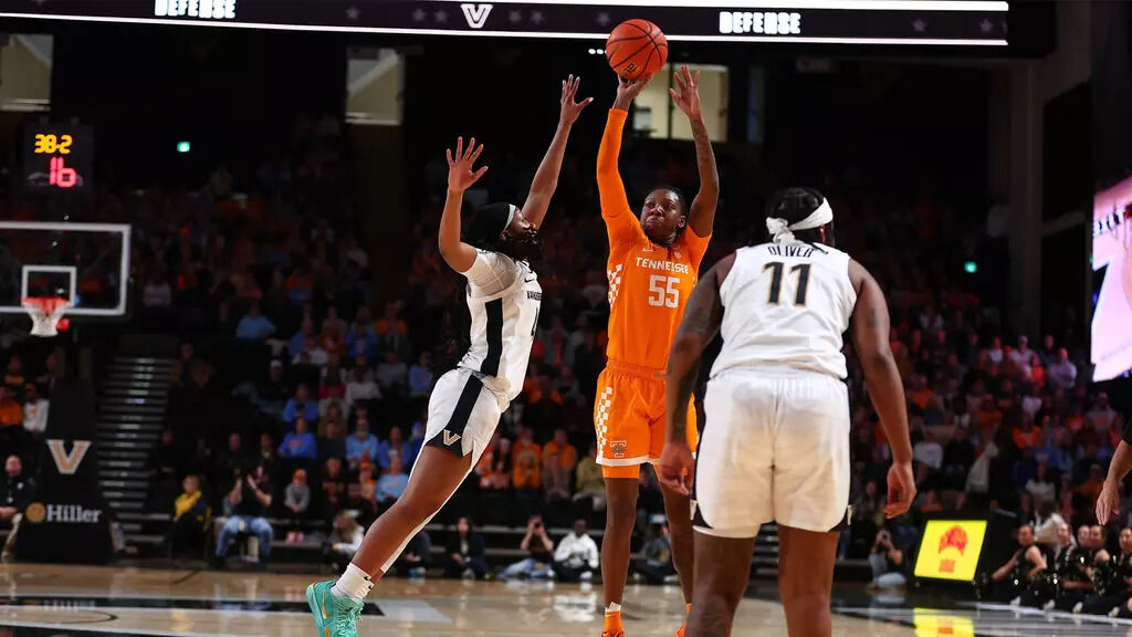 Vanderbilt Local Java #15 Tennessee Lady Vols drop third one-possession game of season ...