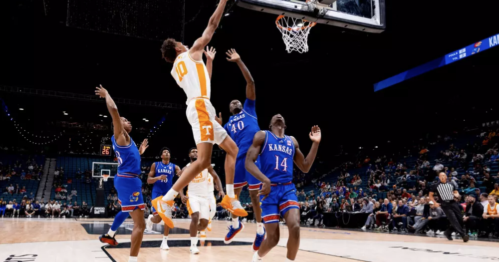 Cold second half leads to 81-76 loss for No. 17 Tennessee