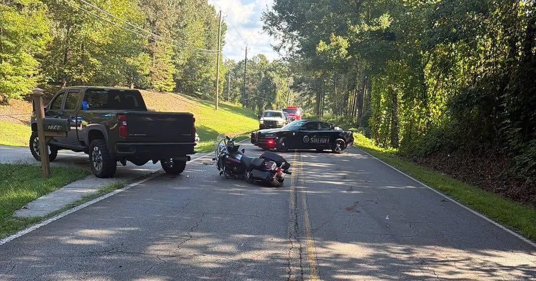 Motorcyclist flown to hospital after ‘serious’ crash in Pickens Co.