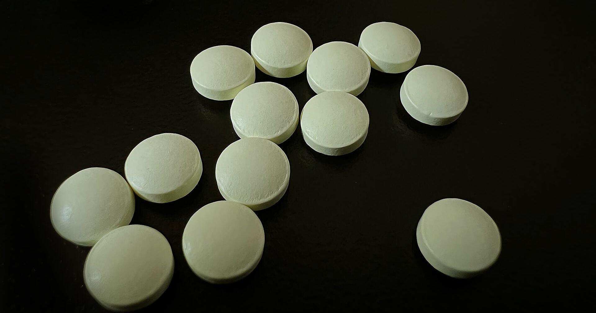 Task force's updated guidelines do not recommend daily aspirin for heart health for most adults - Vimarsana News