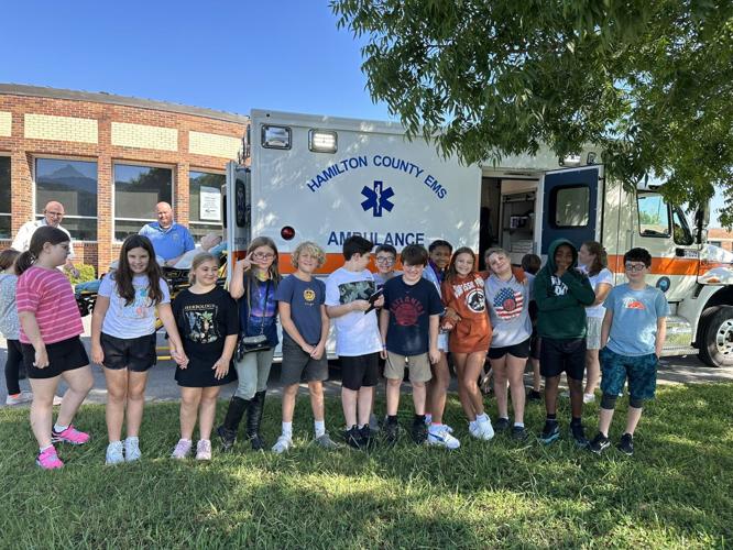 HCEMS visits Lookout Valley Elementary for a 'Show and Tell' Local