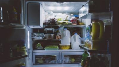 How to keep food fresh in the fridge