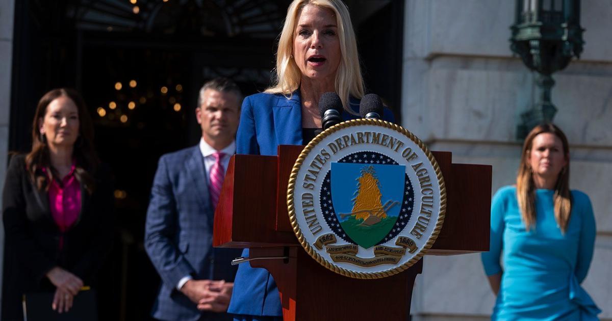 Frustration grows inside the White House after DOJ's Epstein review comes up empty | Regional/National Headlines | local3news.com