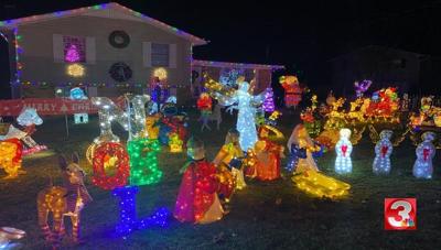 Cleveland family raising money for children with cancer through large display of Christmas decorations