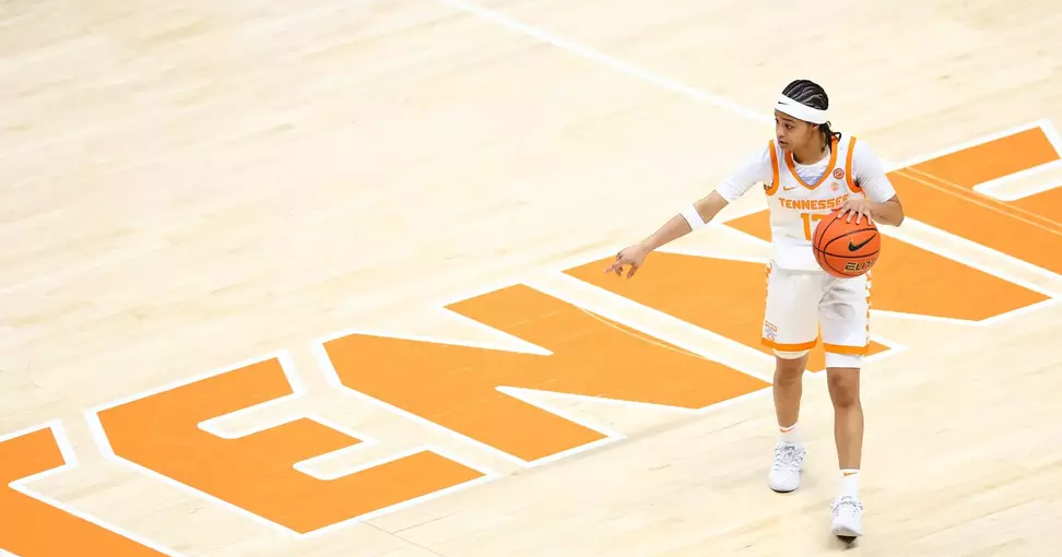 #18 Tennessee Lady Vols drop triple digits as they crush Winthrop Eagles 112-40