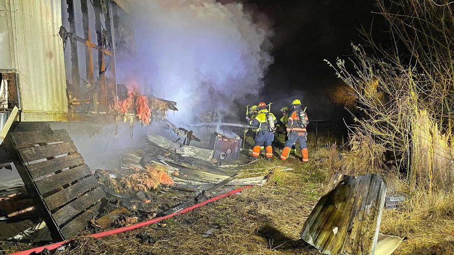 Mobile home destroyed by early morning fire | Local News | local3news.com