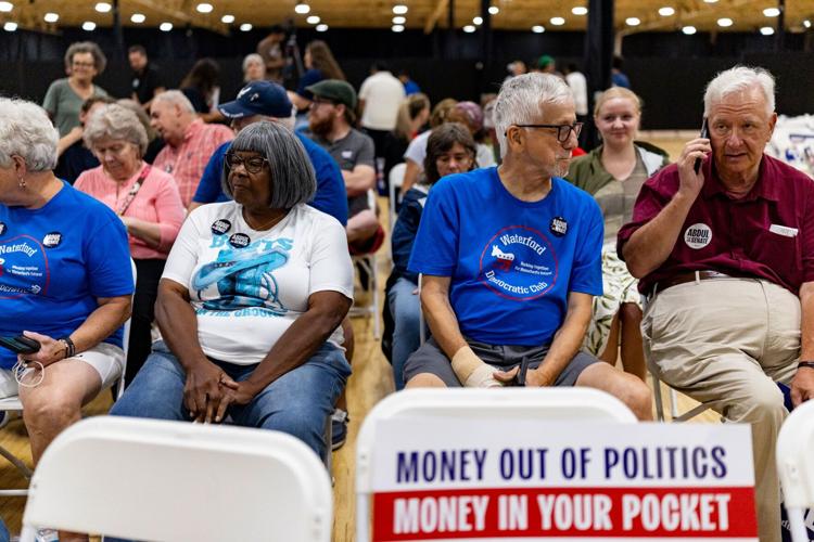 Democrats Aim to Gain Ground in Republican-Leaning Districts