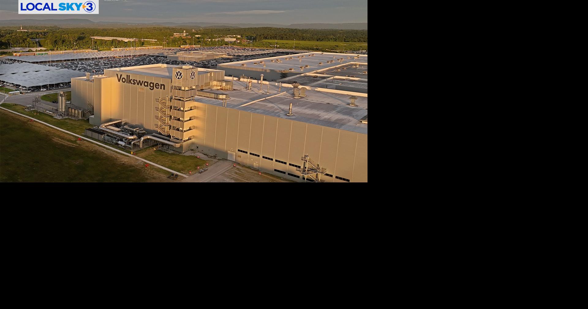 Workers at Tennessee Volkswagen factory ask for vote on representation by  UAW | Tennessee | local3news.com