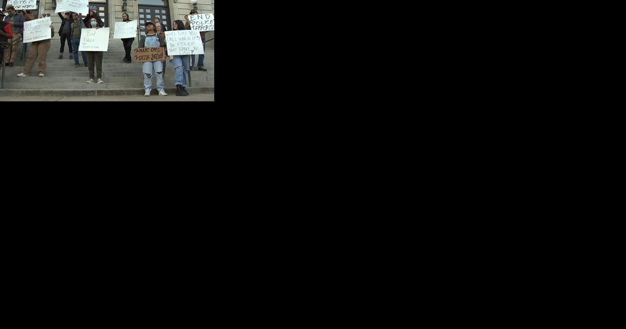 Demonstrators call for abolition of police, shutdown of Silverdale following death of Tyre Nichols - Vimarsana News