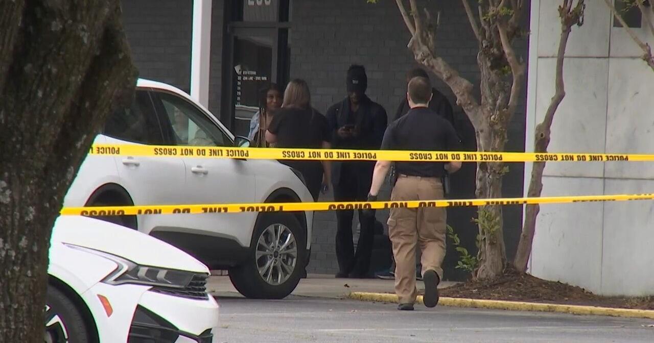 Local business owners concerned after shooting at Eastgate Circle on Friday - Vimarsana News