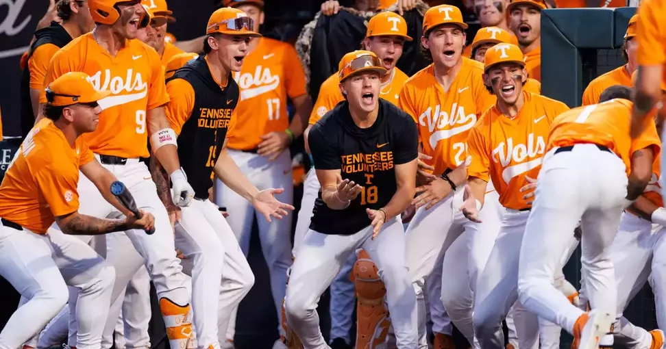 Tennessee Volunteers outscore #15 Alabama 21-4 on the day, sweep Crimson Tide