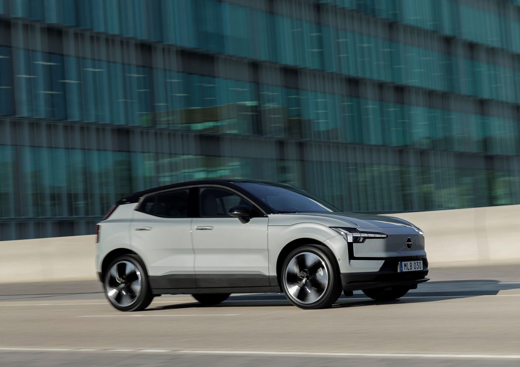 Gas deals electric suv