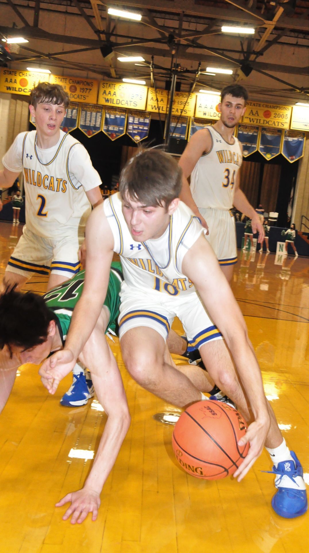 20210505-log-logan winfield regional game Garrett Williamson with ball