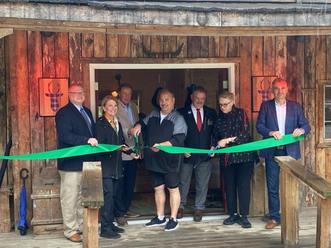 Rustic Ravines Ribbon cutting officially opens Trailhead Brewing Co. Grill & Bar at ...