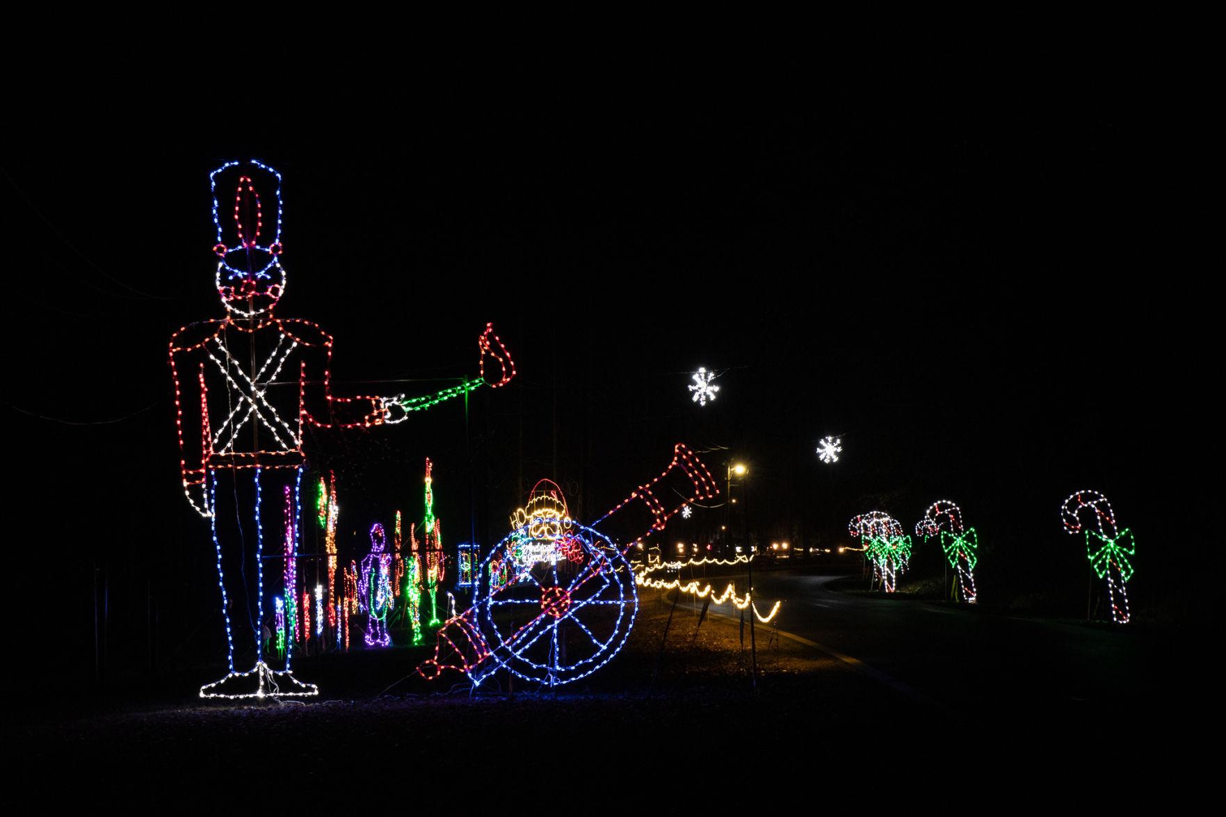 Chief Logan State Park Christmas Lights 2022 Christmas In The Park Opens Thursday Evening | News | Loganbanner.com