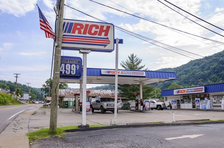 Gas soars to 4.99 per gallon in most of Logan County News