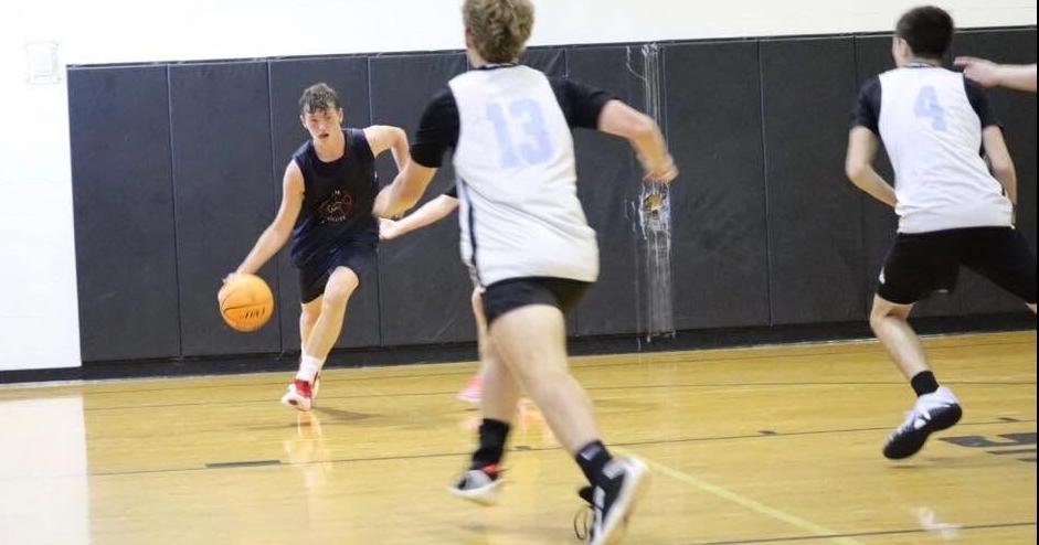 Hillbillies finding success in summer hoops events