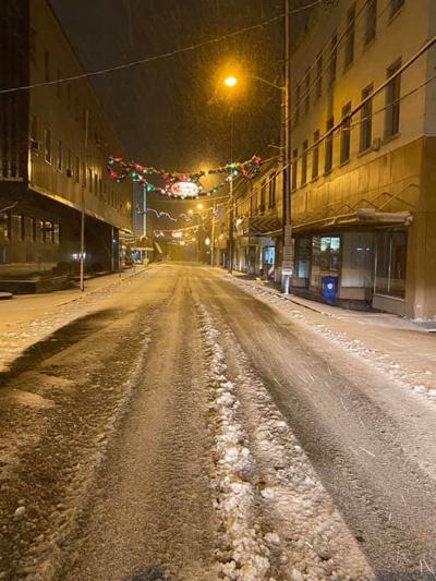 20201230-log-snow.jpg