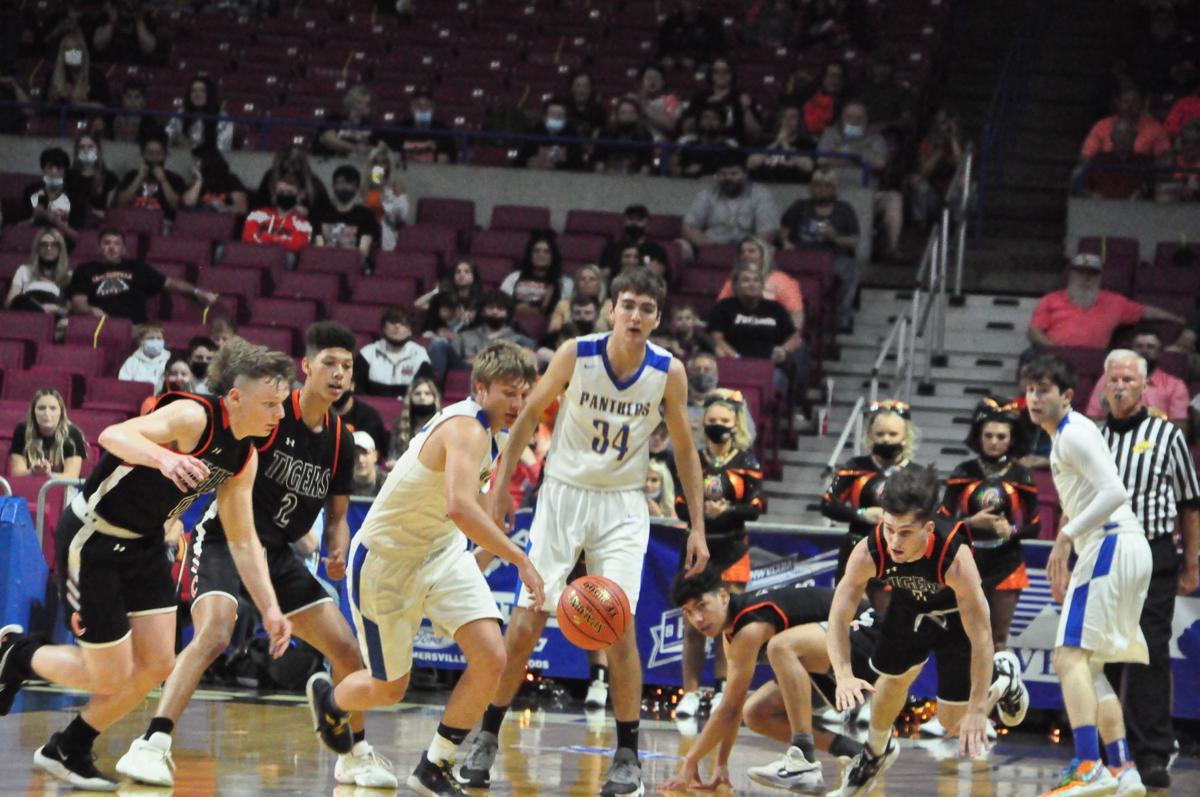 Photos: Chapmanville 46, Clay County 38 (Class AA Boys ...