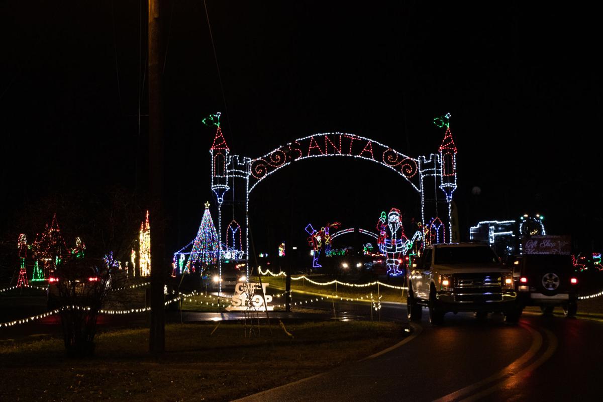 Chief Logan Christmas Lights 2022 Christmas In The Park Opens Thursday Evening | News | Loganbanner.com