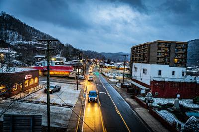 20200212-log-cvillesnow.jpg