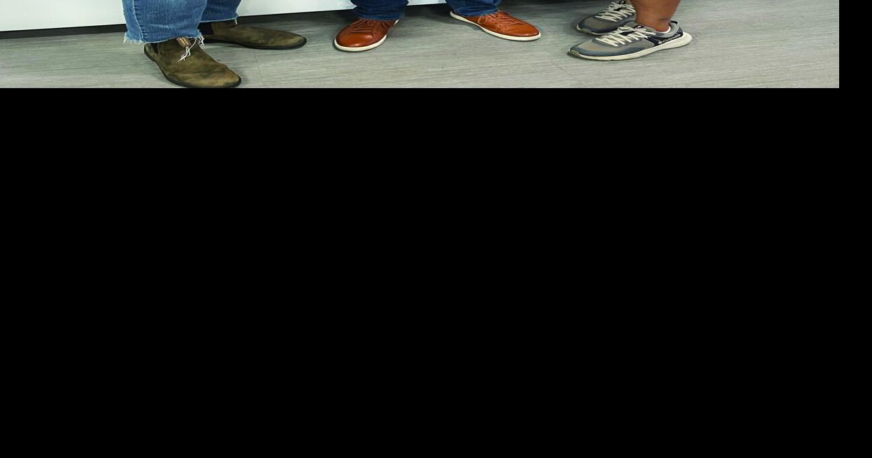 Community Services Agency holds Thanksgiving goods distributions