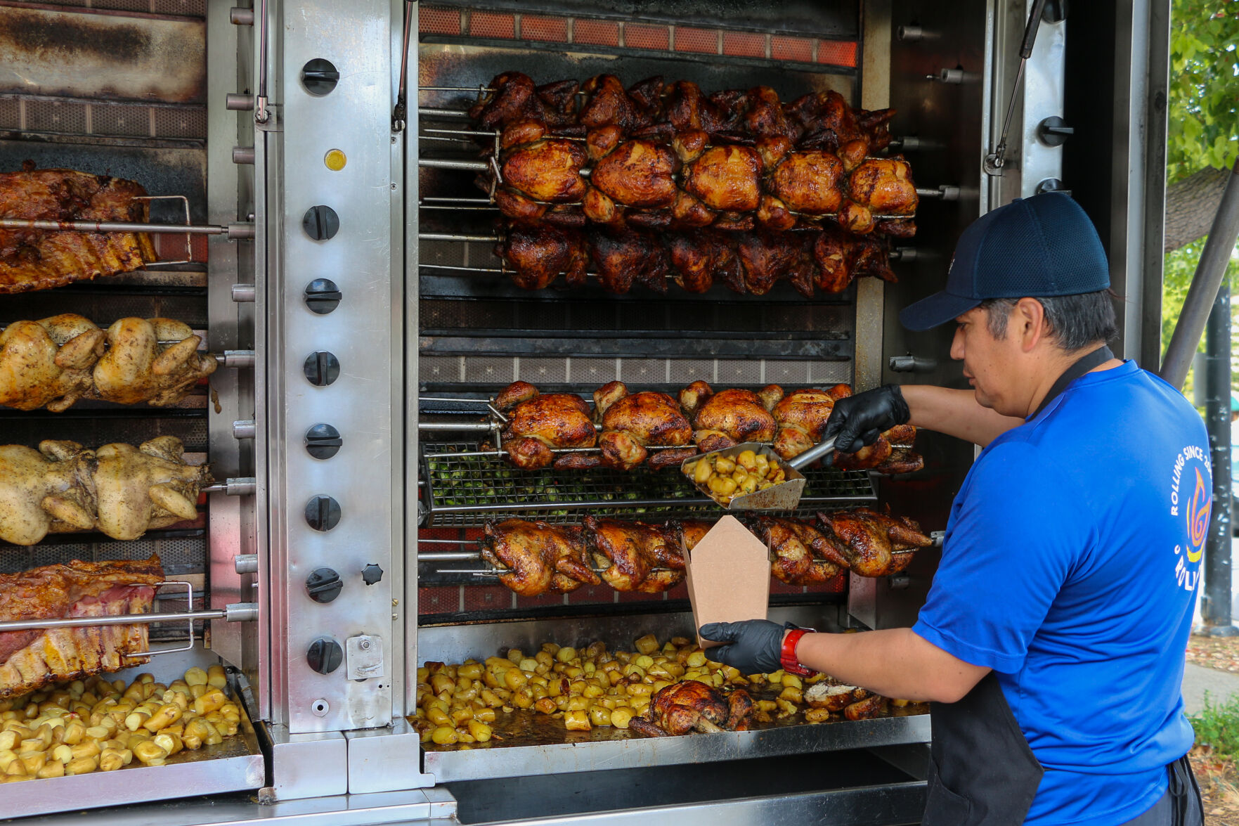 Roti Vip A rotisserie on wheels: Roli Roti offers gourmet chickens at DeMartini ...