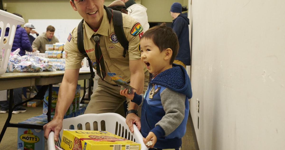 Food Drive Featuring Cops and Gobblers Set for Sunday Food Drive Featuring Cops and Gobblers Set for Sunday