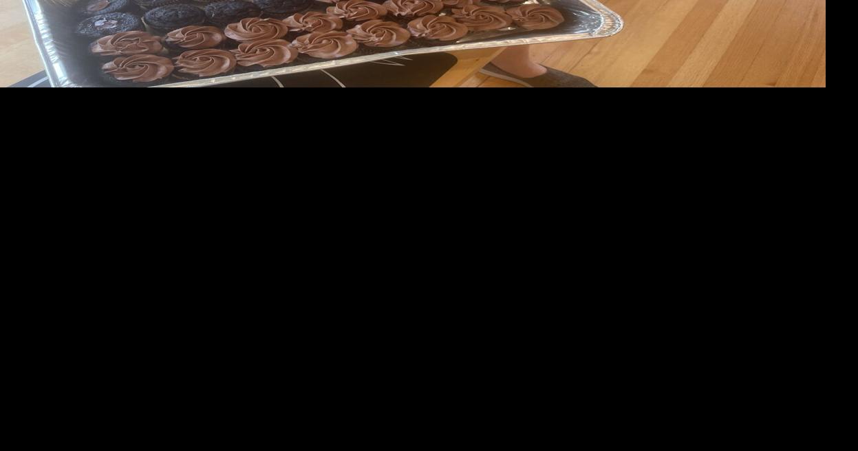 Los Altos resident bakes for political causes through nonprofit